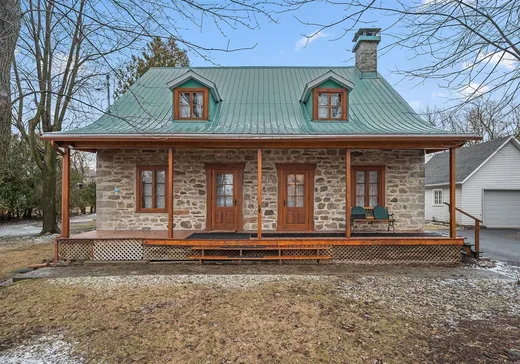 Maison à vendre - 945 Av. des Lacasse, Laval (Auteuil), H7K 3W3