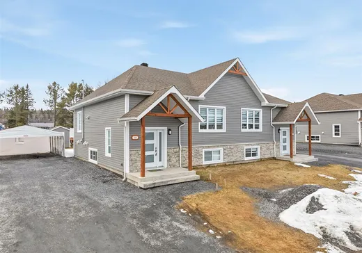 Maison à vendre - 1889 9e Rue, Saint-Prosper-de-Dorchester, G0M 1Y0