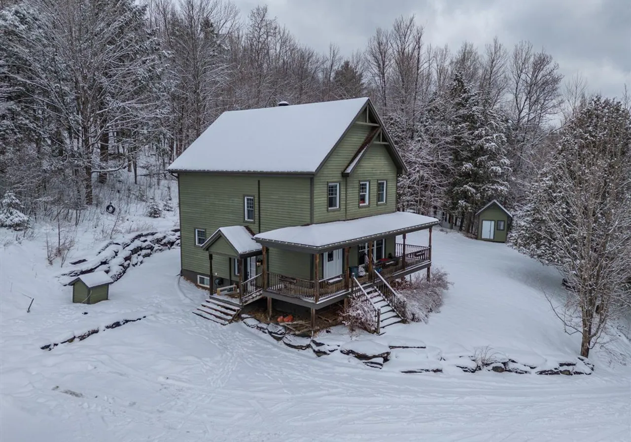 1545 Rue de la Vallée-des-Murmures — photo 2