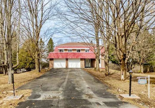 Maison à vendre - 2521 Rue Gamma, Lennoxville, J1M 2H5