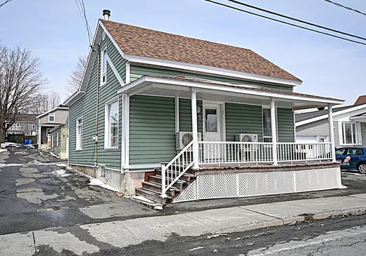 Two or more stories for sale - 819 15e Rue, L'Islet, G0R2C0
