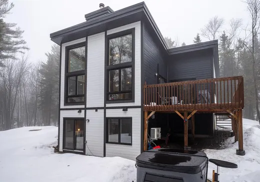 Two or more stories for sale - 35 Ch. du Lac-Barron, Gore, J0V1K0