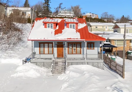 Maison à étages à vendre - 2033 Boul. des Chutes, Beauport, G1C1W4