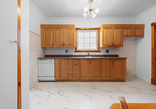 Maison à vendre - 2033 Boul. des Chutes, Beauport, G1C 1W4