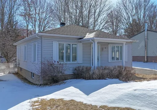House for sale - 10 Rue Hamel, Victoriaville, G6P 4Z8