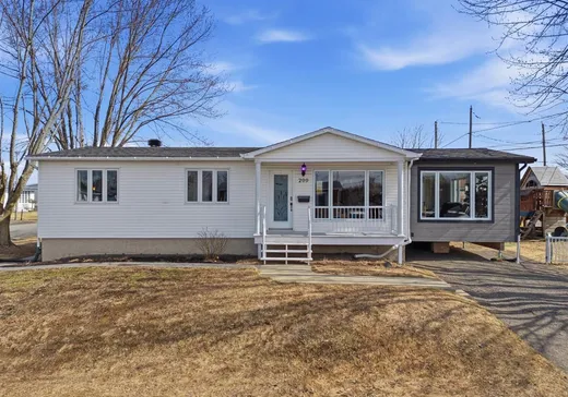 House for sale - 299 Rue de Venise, Drummondville, J2A 1E7