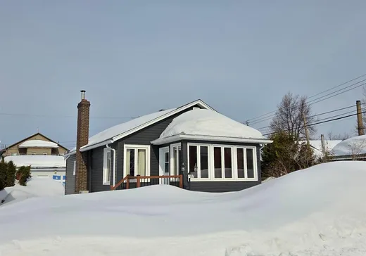 Bungalow à vendre - 137 4e Rue, Rouyn-Noranda, J9X1X4