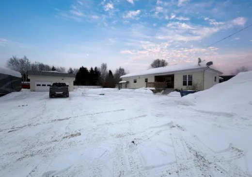 Maison à étages à vendre - 5 Rue Alexis-Harvey, La Croche, G0X1R0