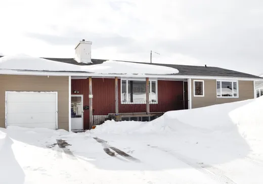 Maison à étages à vendre - 46 Rue des Sorbiers, Port-Cartier, G5B1S9