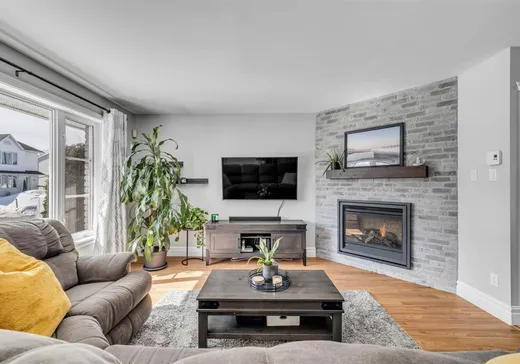 Maison à vendre - 300 Rue Prénoveau, Charlesbourg, G2N 2K4