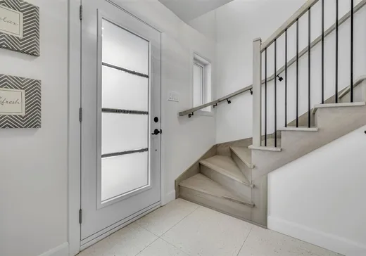 House for sale - 214 Rue Rivet, St-Lambert-De-Lauzon, G0S 2W0