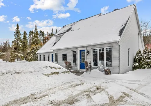 Maison à vendre - 662 Boul. du Lac, Charlesbourg, G2M 0C9