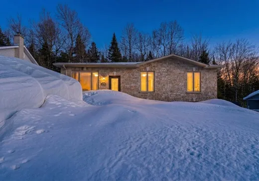 Bungalow for sale - 1511 Rue du Grand-Bourg, Val-Belair, G3J1K1