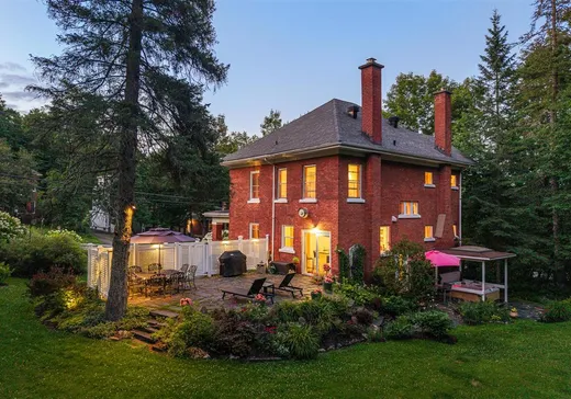 Maison à vendre - 27 Rue Clough, Sherbrooke, J1N 1W1