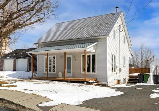 Maison à étages à vendre - 580 Rue Principale, Danville, J0A1A0