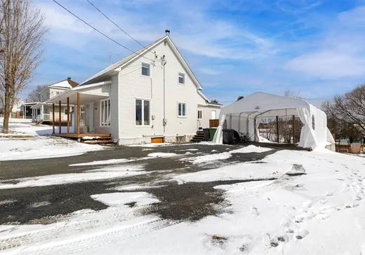 Maison à vendre - 580 Rue Principale, Danville, J0A 1A0
