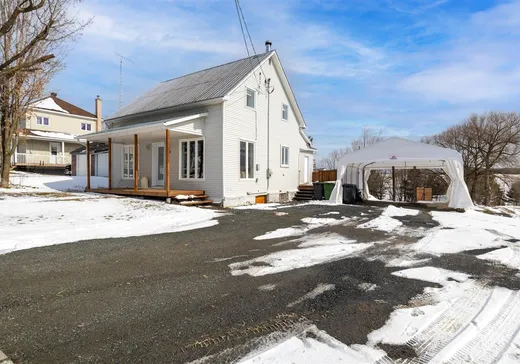 Maison à vendre - 580 Rue Principale, Danville, J0A 1A0