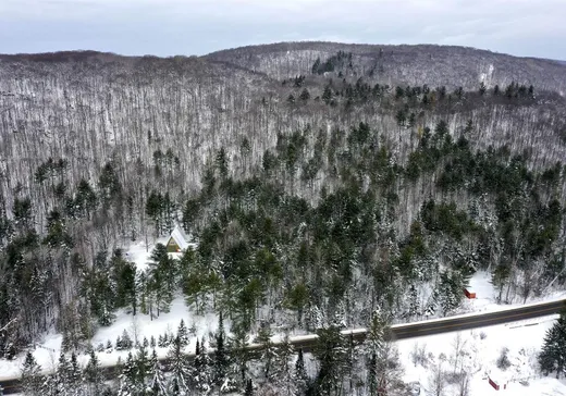 Maison à vendre - 327 Route Principale, Val-des-Monts, J8N 4B7