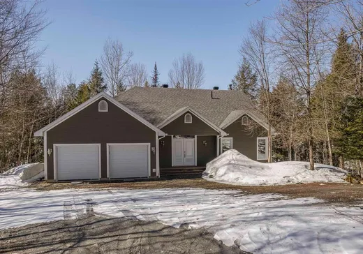 Bungalow à vendre - 501 Ch. des Bûcherons, Orford, J1X6L2