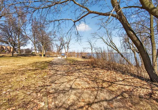 Maison à vendre - 127 Ch. du Bord-du-Lac-Lakeshore, Pointe-Claire (Île de Montréal), H9S 4J5