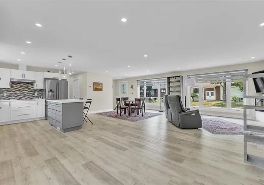 Maison à vendre - 32 Rue de Poitiers, Gatineau, J8T 4K3