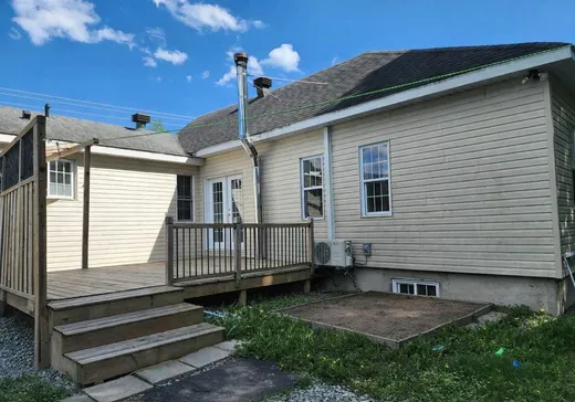 House for sale - 669 Route du Nord, Brownsburg-Chatham, J8G 2C3