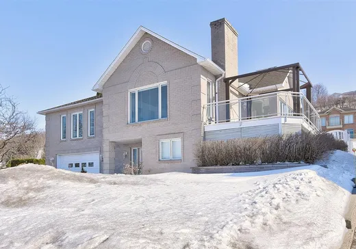 Maison à vendre - 2960 Rue St-Laurent, Lévis, G6V 8P9