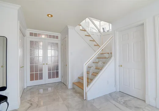 Maison à vendre - 2960 Rue St-Laurent, Lévis, G6V 8P9