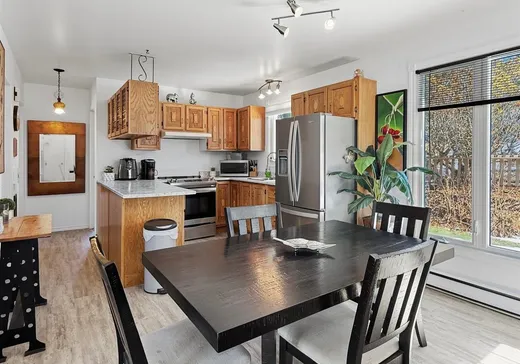 House for sale - 83 Rue St-Pierre, St-Malachie, G0R 4L0