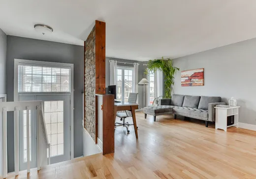 Maison à vendre - 293 Rue des Bouleaux, Sainte-Marthe-sur-le-Lac, J0N 1P0