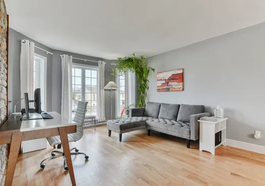 Maison à vendre - 293 Rue des Bouleaux, Sainte-Marthe-sur-le-Lac, J0N 1P0
