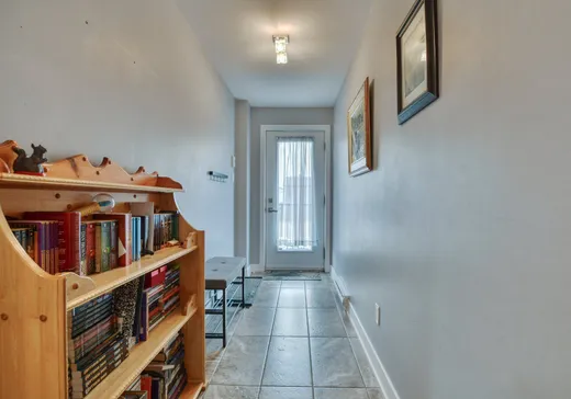 Condo à vendre - 3173 Boul. des Pins, Sainte-Marthe-sur-le-Lac, J0N 1P0