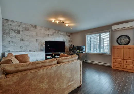 Condo à vendre - 3173 Boul. des Pins, Sainte-Marthe-sur-le-Lac, J0N 1P0