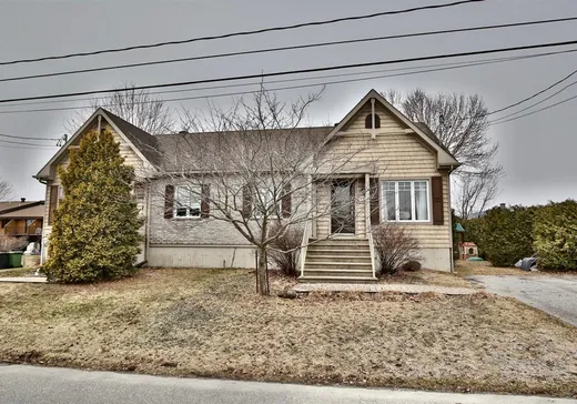 Maison à vendre - 769 Carré Jean-Pierre-Beaudry, Acton Vale, J0H 1A0