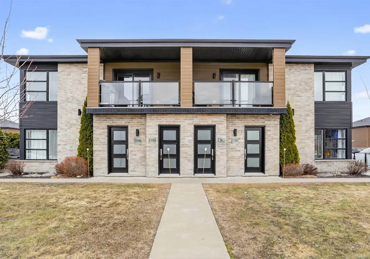 1390 Rue Pierre-Launière — photo 1