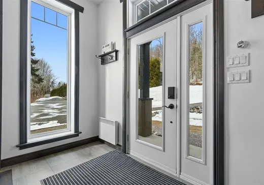 Maison à vendre - 1074 Ch. Tour-du-Lac-des-Îles, Mont-Laurier, J9L 3G7