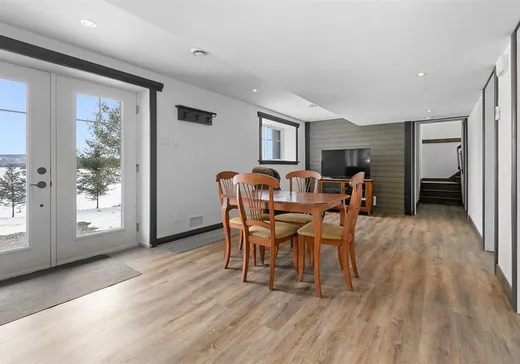 Maison à vendre - 1074 Ch. Tour-du-Lac-des-Îles, Mont-Laurier, J9L 3G7