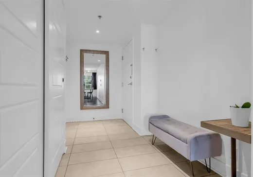 Condo à vendre - 627 Rue Robert-Élie, App. 105, Laval (Laval-des-Rapides), H7N 3Y9