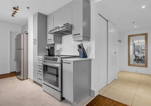 Condo à vendre - 627 Rue Robert-Élie, App. 105, Laval (Laval-des-Rapides), H7N 3Y9