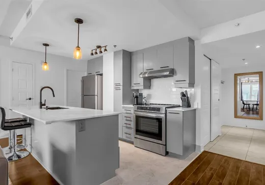 Condo à vendre - 627 Rue Robert-Élie, App. 105, Laval (Laval-des-Rapides), H7N 3Y9