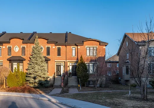 Maison à vendre - 910 Rue Jules-Poitras, Montréal (Saint-Laurent), H4N 3M7