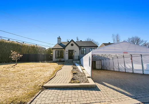 Maison à vendre - 6255 Rue Sabourin, Laval (Auteuil), H7H 2S7