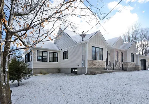 House for sale - 345 45e Avenue, Sainte-Barbe, J0S 1P0