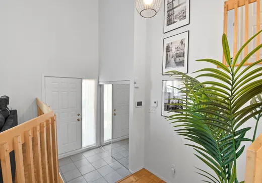 House for sale - 1015 Boul. N.-P.-Lapierre, Sainte-Julie, J3E 1K8