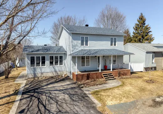 Maison à étages à vendre - 85 Rue Carol, Lavaltrie, J5T2B3