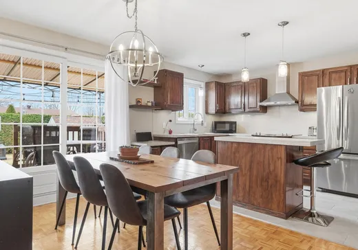 Maison à vendre - 366 Rue Larose, Beloeil, J3G 6A2