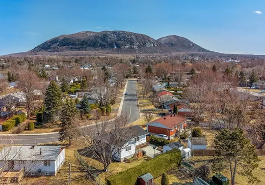 Maison à vendre - 312 Rue Lataille, Beloeil, J3G 3B3