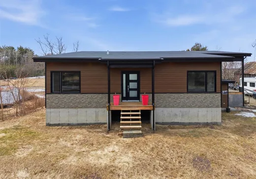 Fermette à vendre - 605Z Route des Pins, Ste-Eulalie, G0Z 1E0