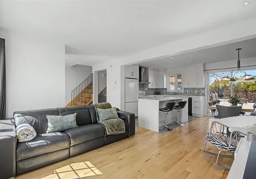 Maison à vendre - 2480 Boul. René-Gaultier, Varennes, J3X 1B5