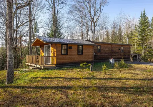 House for sale - 1305 Ch. des Chalets, Coaticook, J1A 2S4